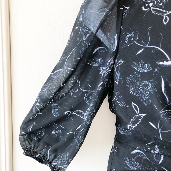 Anthropology’s Lovely Floral Print Halogen Brand Dress. Size: Small - Picture 6 of 15